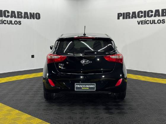 HYUNDAI I30 1.8 MPI 16V GASOLINA 4P AUTOMATICO HYUNDAI I30 1.8 MPI 16V GASOLINA 4P AUTOMATICO